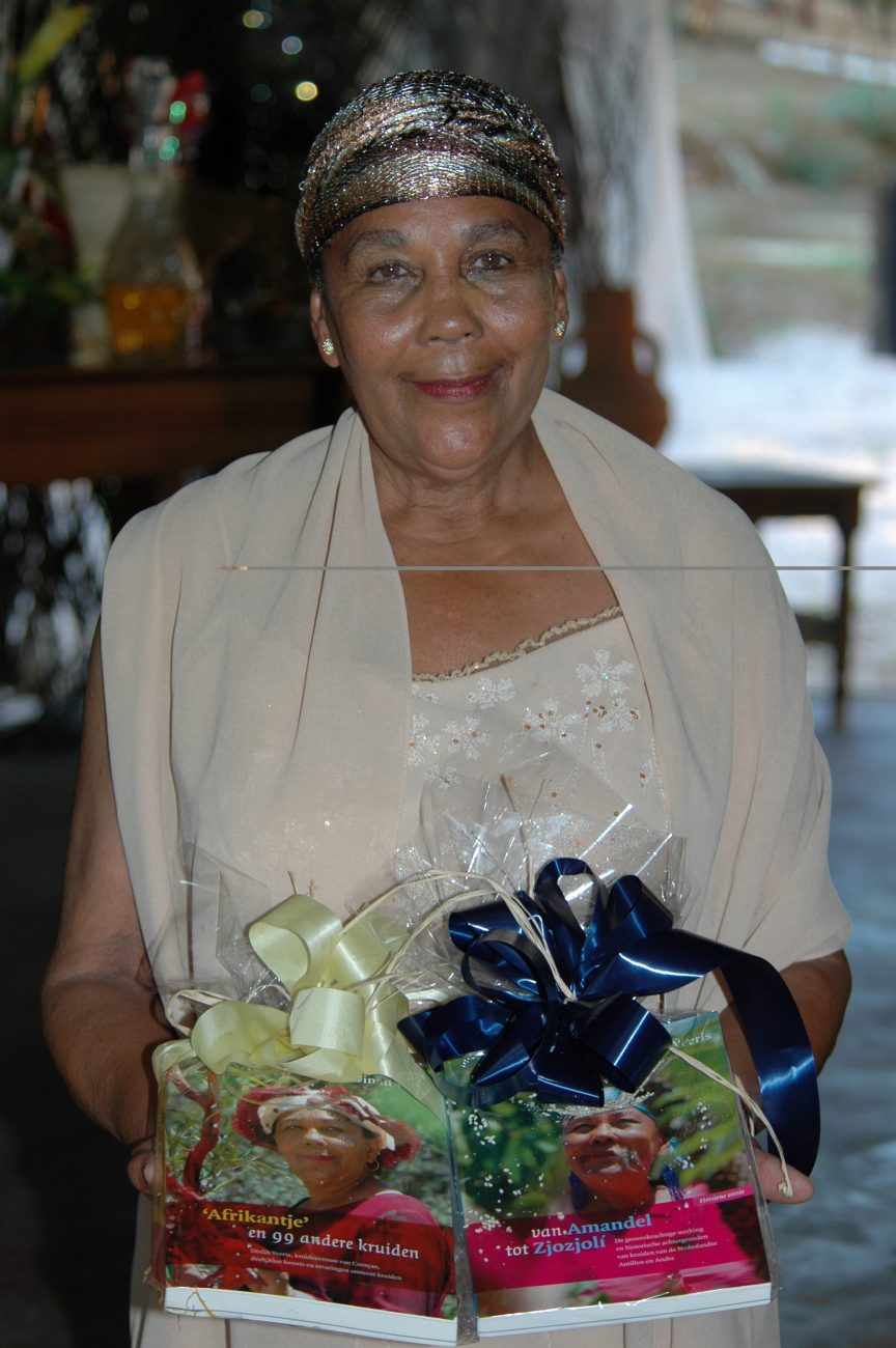 Liefde van Dinah Veeris voor de Natuur weergegeven in haar twee boeken