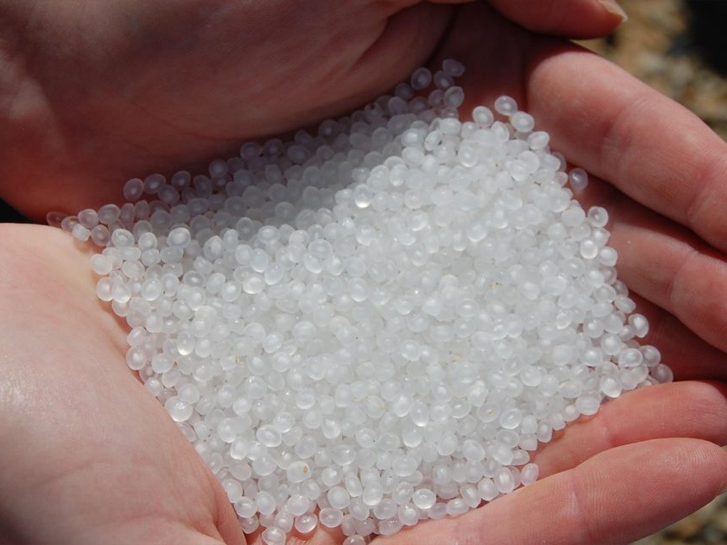 Nurdles, de grootste plastic vervuilers
